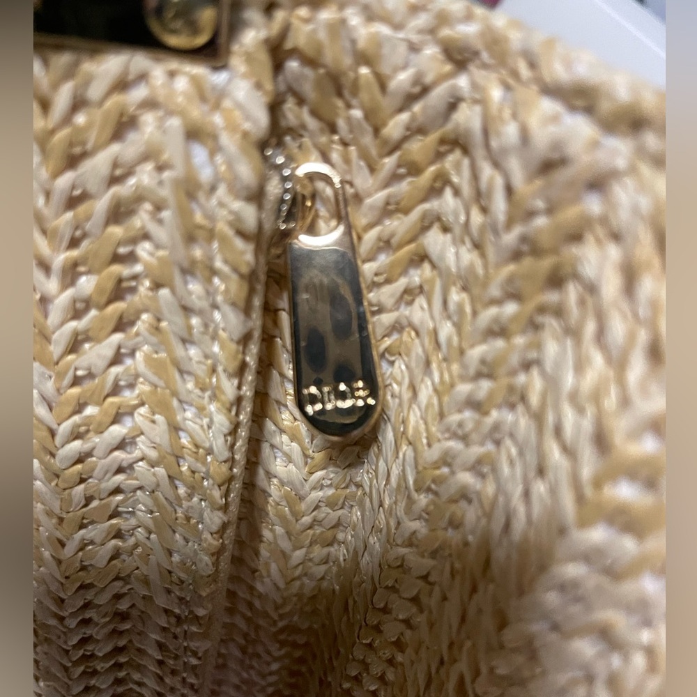 NEW in Box Dior VIP Rafia Clutch with Gold Crossbody Strap - Picture 6 of 8